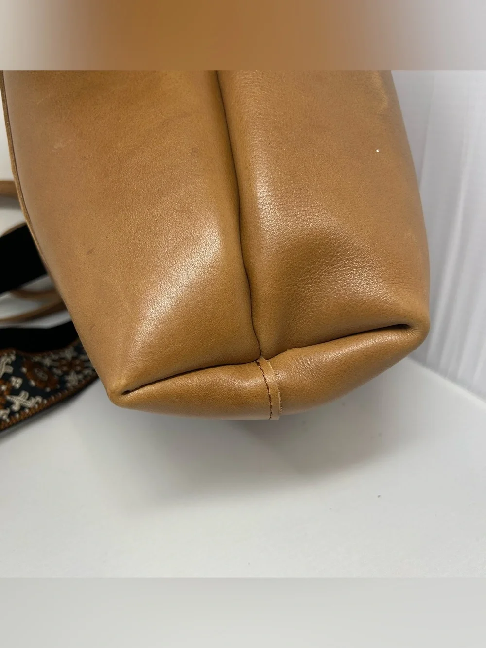 Portland Leather Goods Crossbody Tote FSCB shortbread pebbled tan